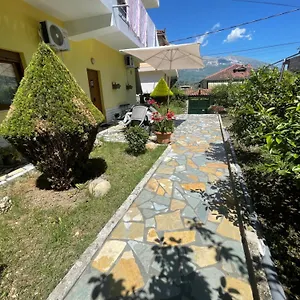 Artur's , Gjirokastër Albanië